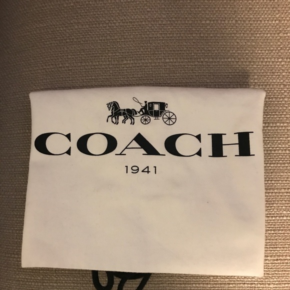 ⛄️SOLD Coach Rogue 31 With Pyramid Eye - Picture 16 of 16